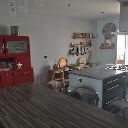 Maison De Village Avec Sa Charmante Petite Cour Interieure فلوري المظهر الخارجي الصورة